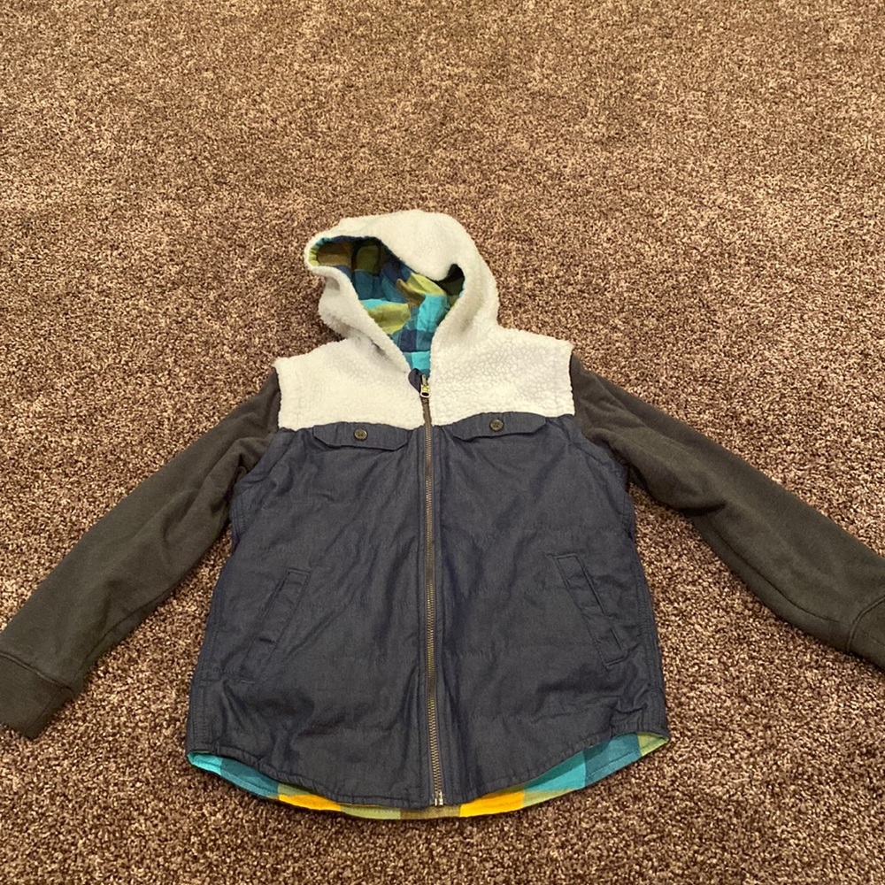 Target Reversible Jacket  Boys Size 5.